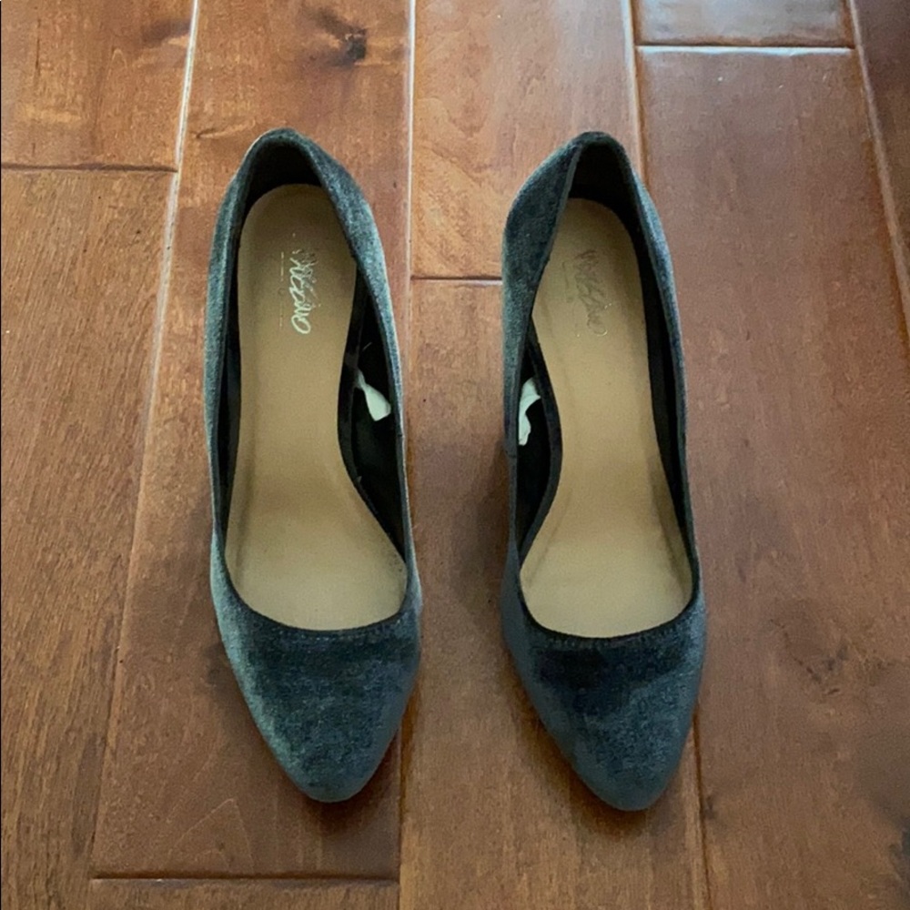 Grey silver suede block heel